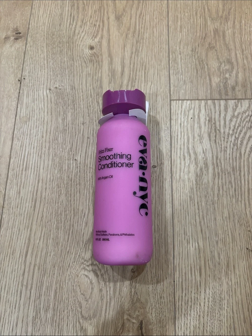 Frizz Fixer Smoothing Conditioner - Purple